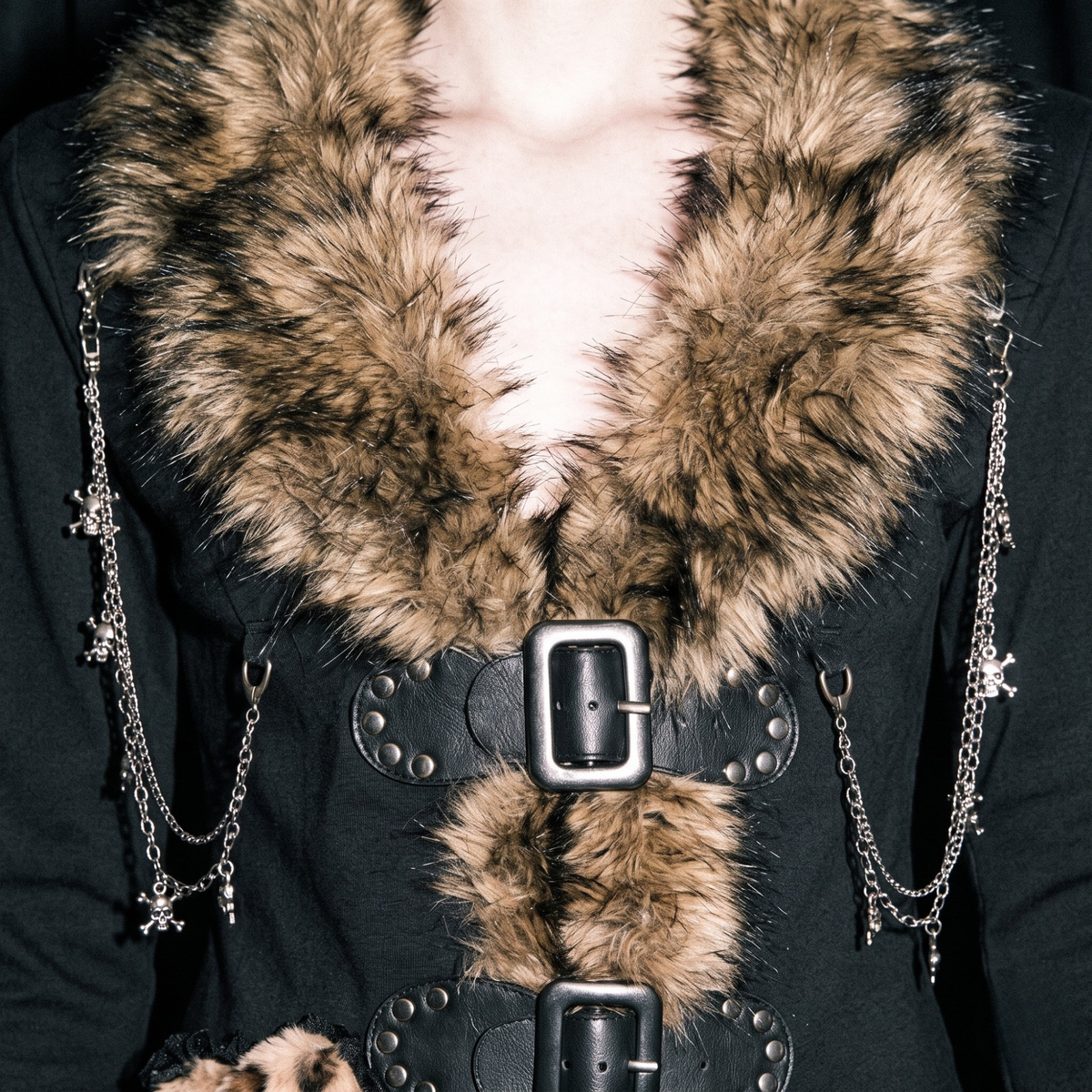 SHE-WOLF