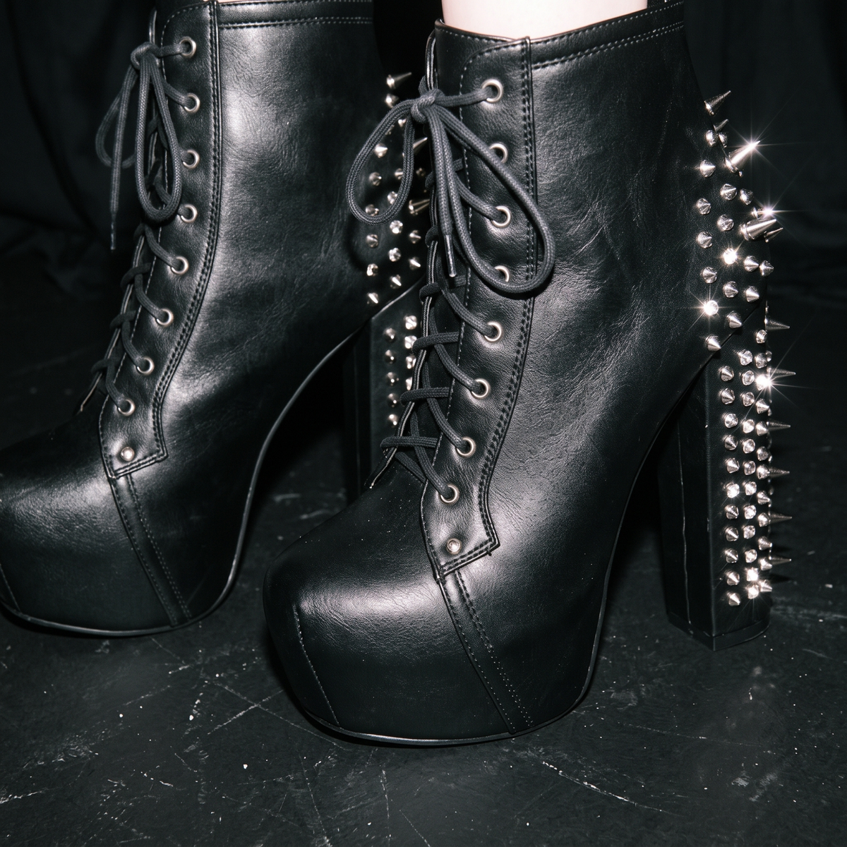 ONYX HOOF